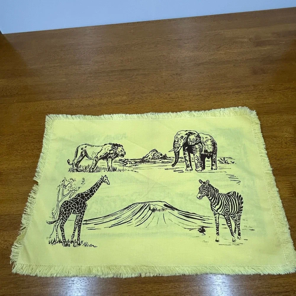 Safari Animal Placemat and Napkin Set 8pc Yellow Fringed Savanna Decor